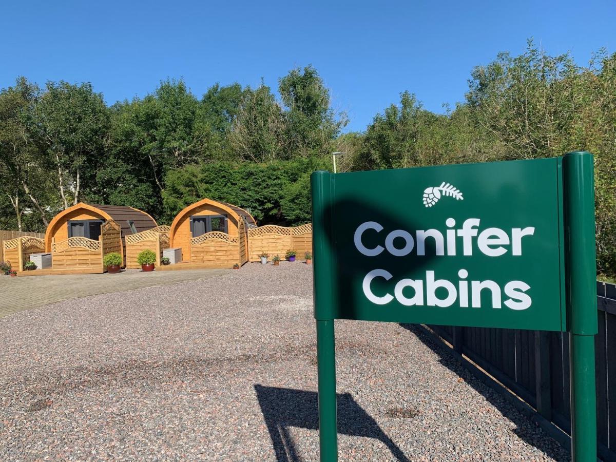 Conifer Cabins Fort William Exterior foto